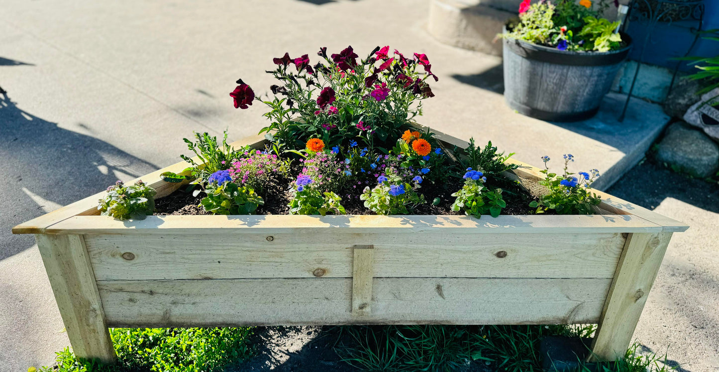 Triangle Cedar Planter Box