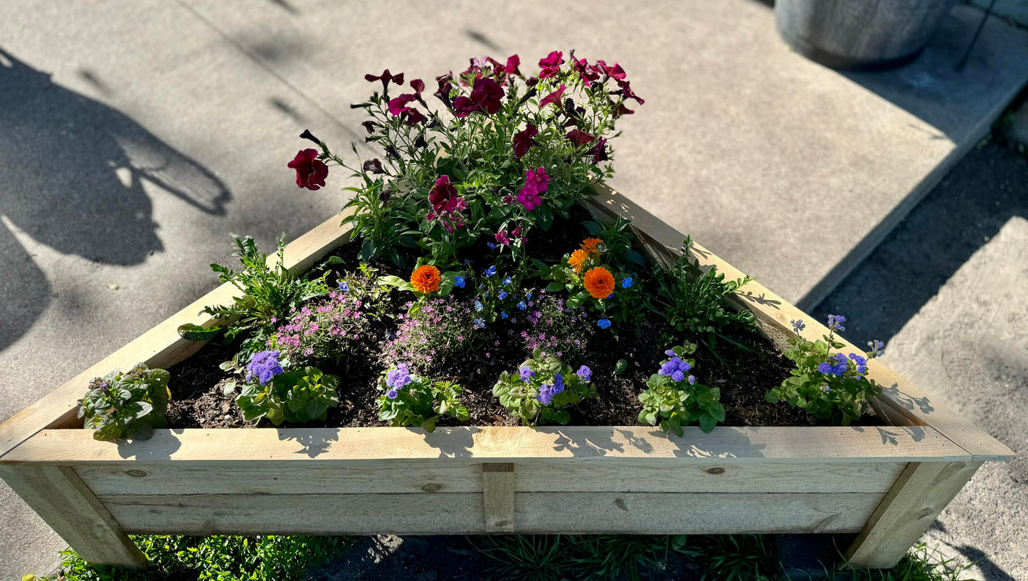 Triangle Cedar Planter Box